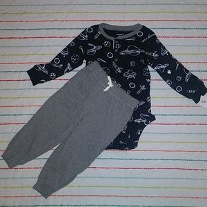 2 Piece Carter's Outfit 18 Months NWT
